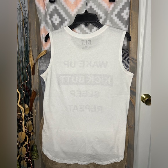 NWOT Womens F.I.T gym tank - Picture 2 of 4
